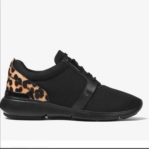 Michael Kors Amanda Sneaker